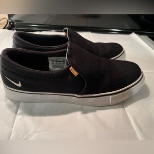 Nike Black canvas slip on; 8.5 Ladies